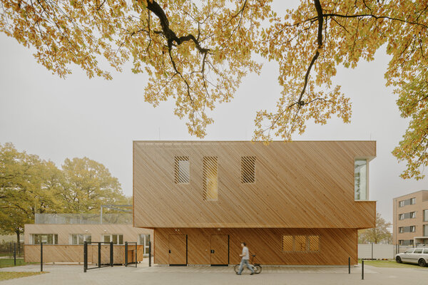 NEUE BAUAUFGABEN IM URBANEN KONTEXT